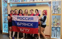 Сборная команда БГТУ по волейболу (женщины) – серебряный призер Фестиваля студенческого спорта среди высших учебных заведений Брянской области
